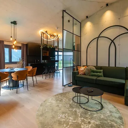 Apartmanhotel Lifesteil 4*