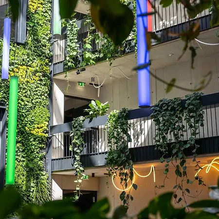 Lifesteil Aparthotel 4*