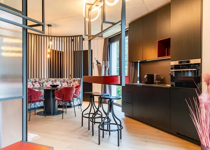 Apart Otel Lifesteil 4*